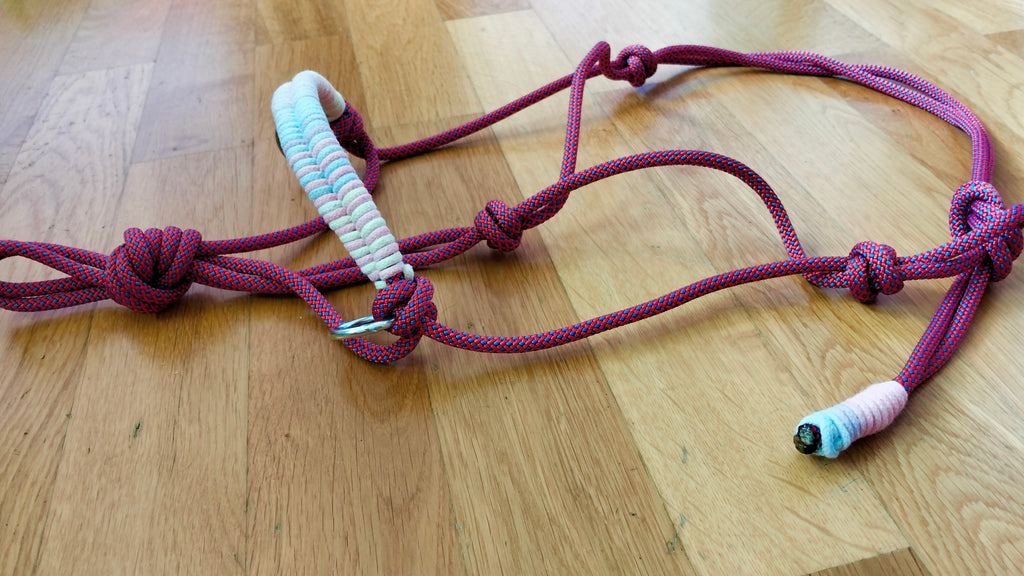 Capezza con nasalina decorata Cobra weave
