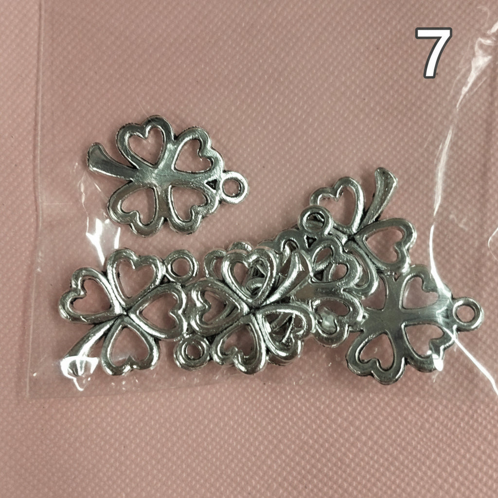 Decorazioni in metallo €0.80 l'una
