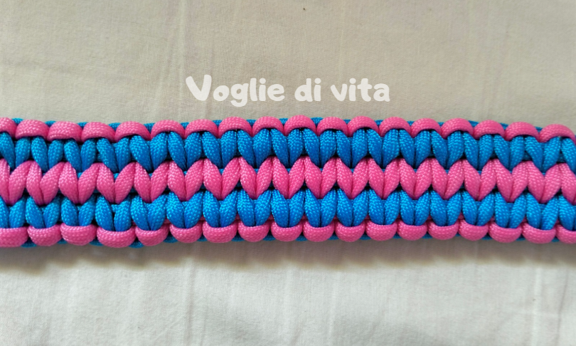 Capezza con montanti decorati (intreccio a scelta)